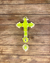Charger l'image dans la galerie, Croix Vierge kitchissime summer