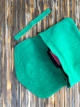 Charger l'image dans la galerie, Pochette Classic