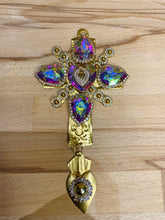 Charger l'image dans la galerie, Croix kitch
