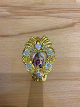 Charger l'image dans la galerie, Médaillon porte bonheur nacre
