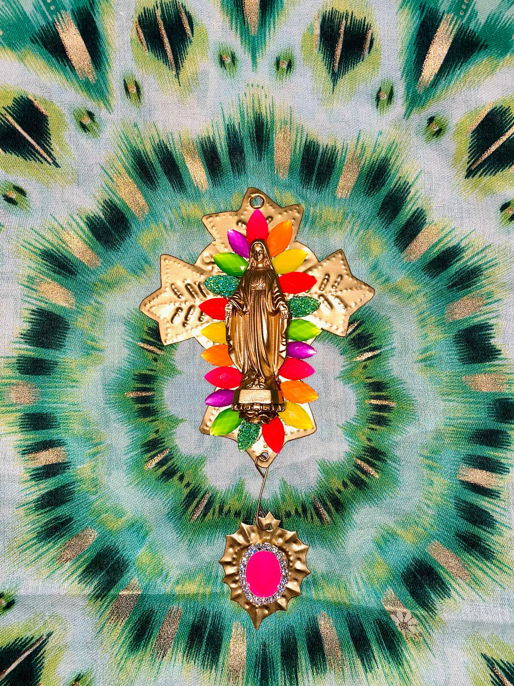 Croix vierge sacrée multi-color
